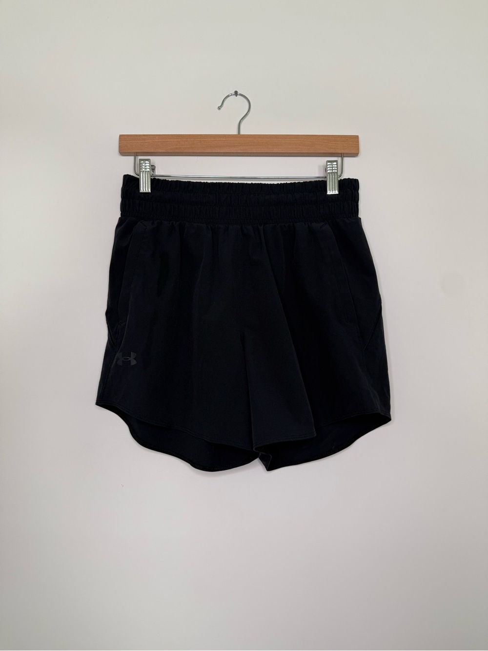 Under Armour Women’s Black Athletic Running Shorts Size S